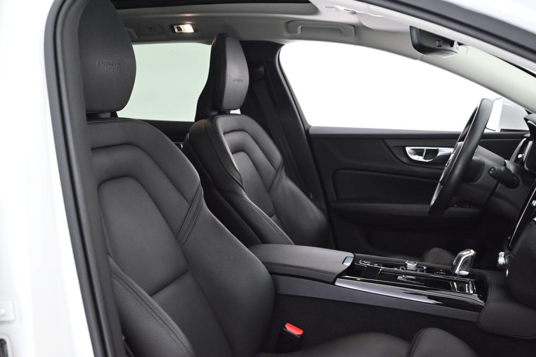 VOLVO V60 2019