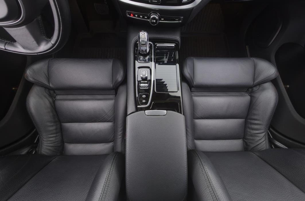 VOLVO V60 2019