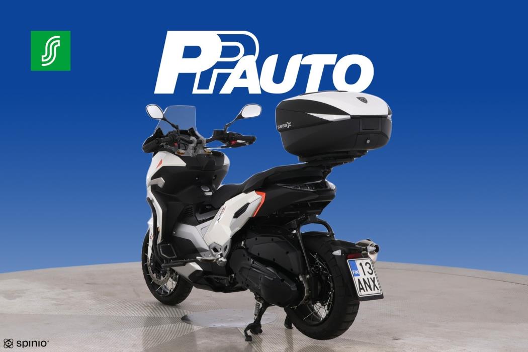 PEUGEOT XP 2023