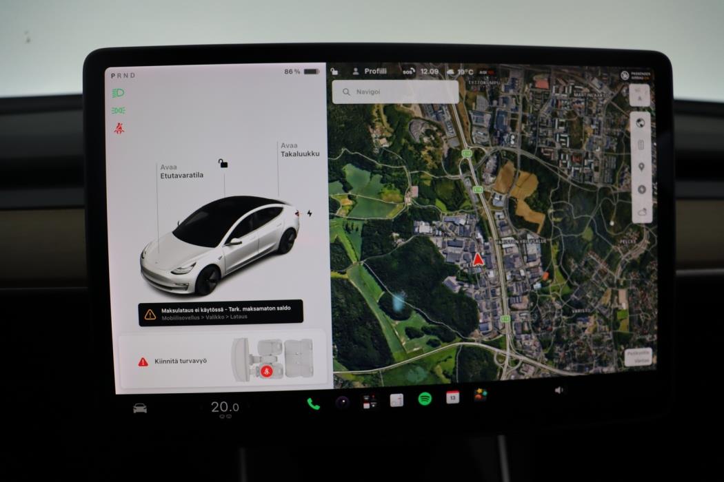 TESLA Model 3 2020