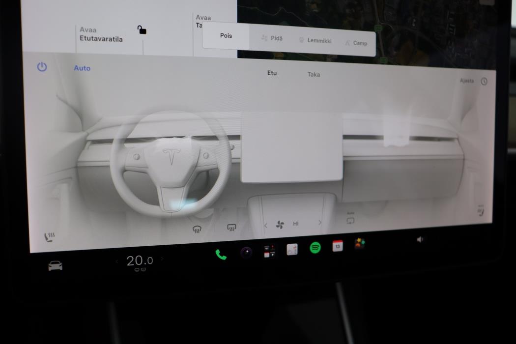 TESLA Model 3 2020