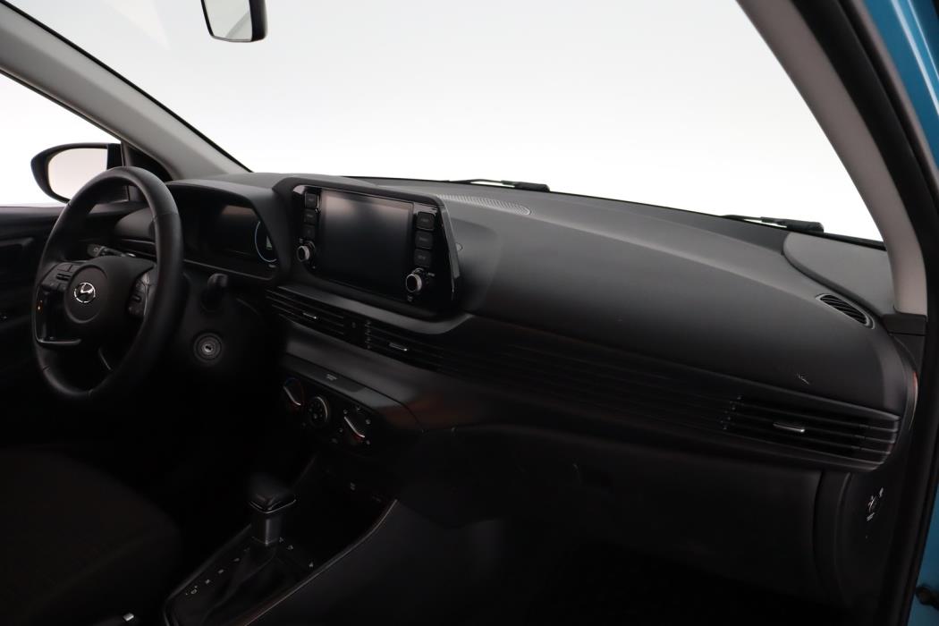 HYUNDAI i20 Hatchback 2021