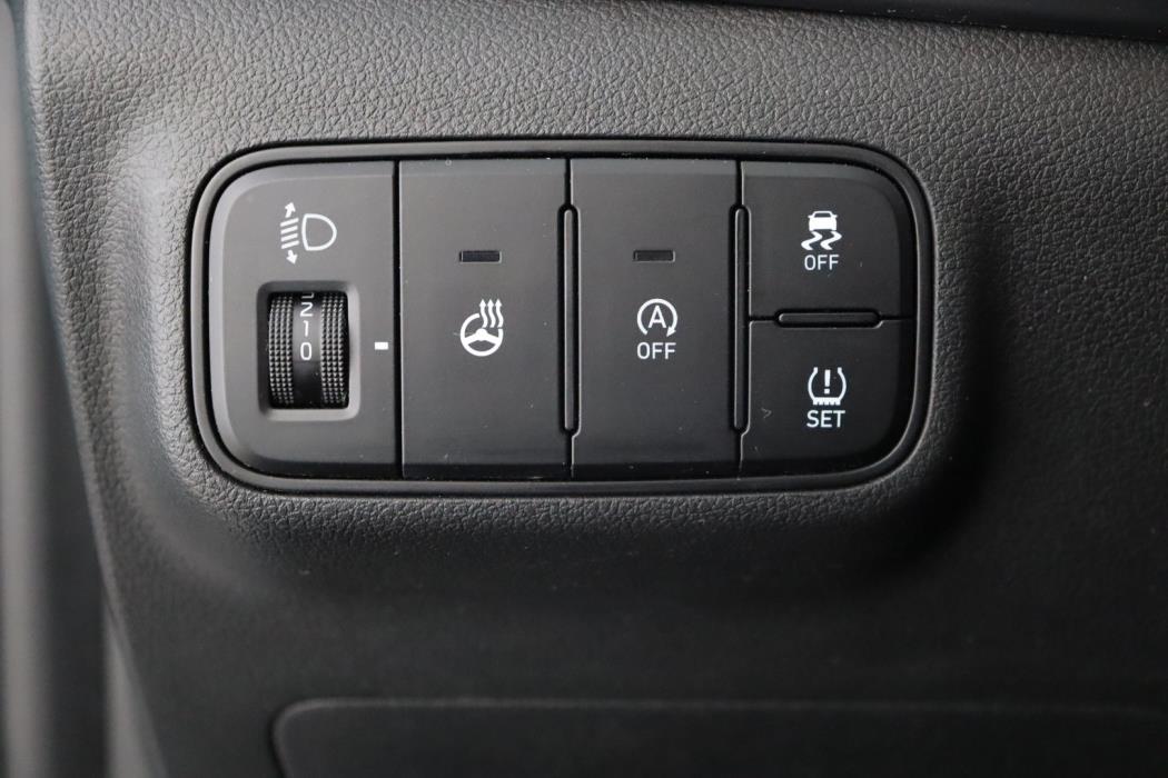 HYUNDAI i20 Hatchback 2021