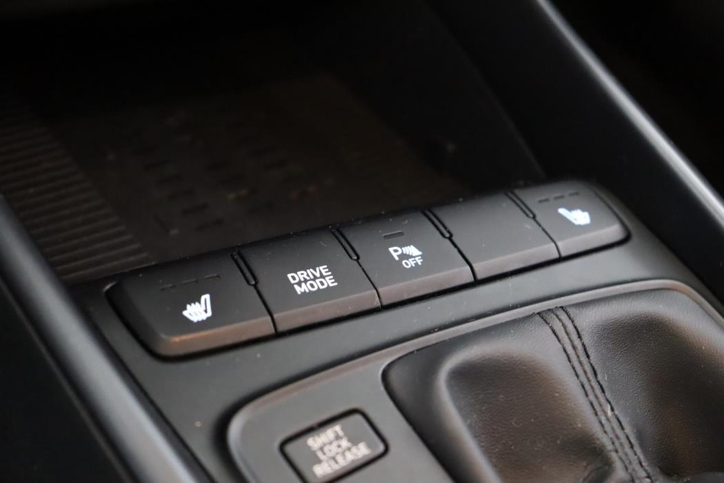 HYUNDAI i20 Hatchback 2021