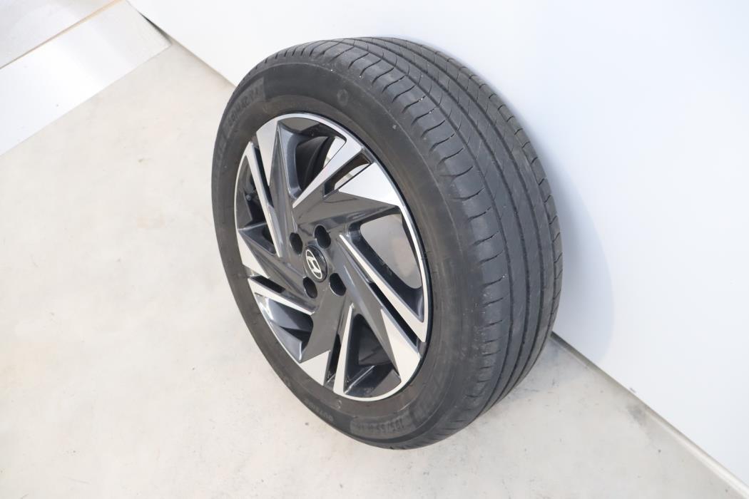 HYUNDAI i20 Hatchback 2021