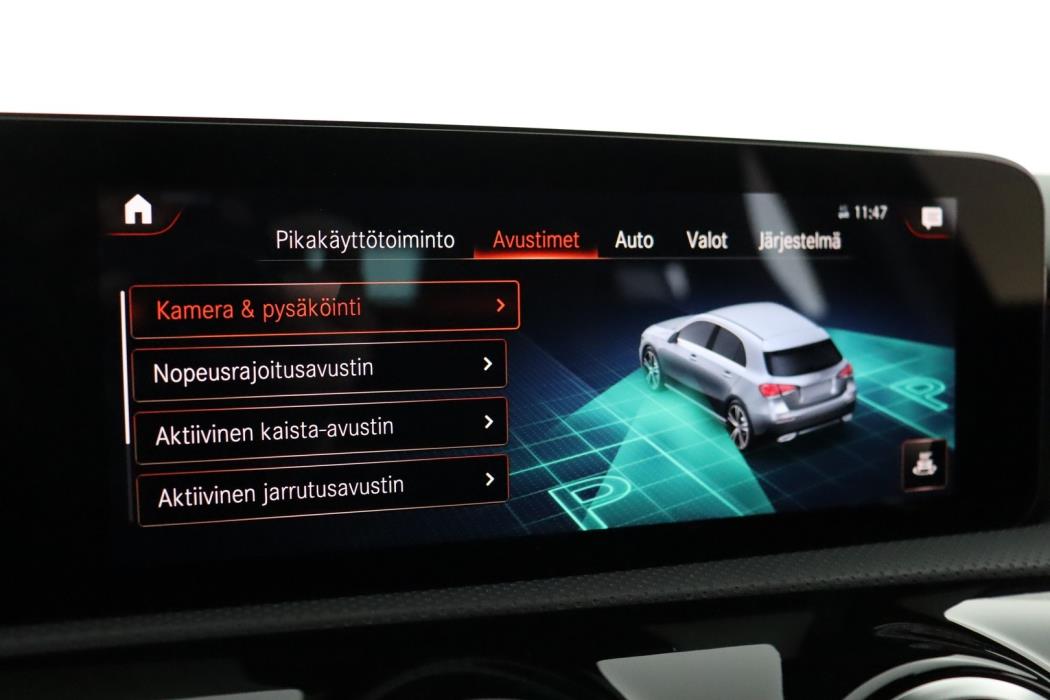 MERCEDES-BENZ A 2021