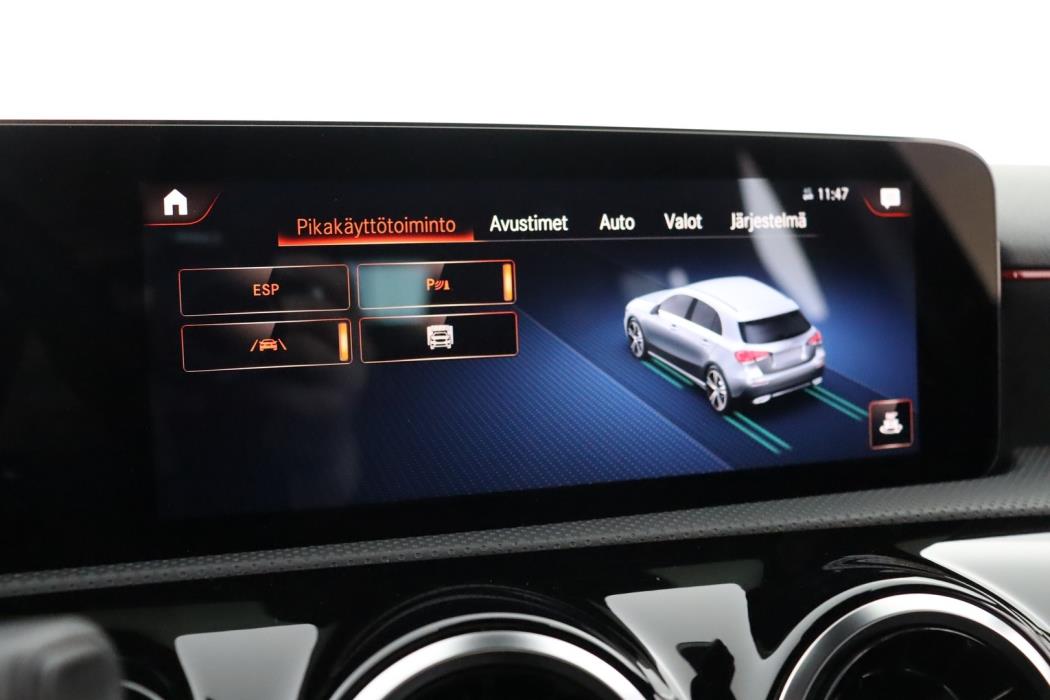 MERCEDES-BENZ A 2021