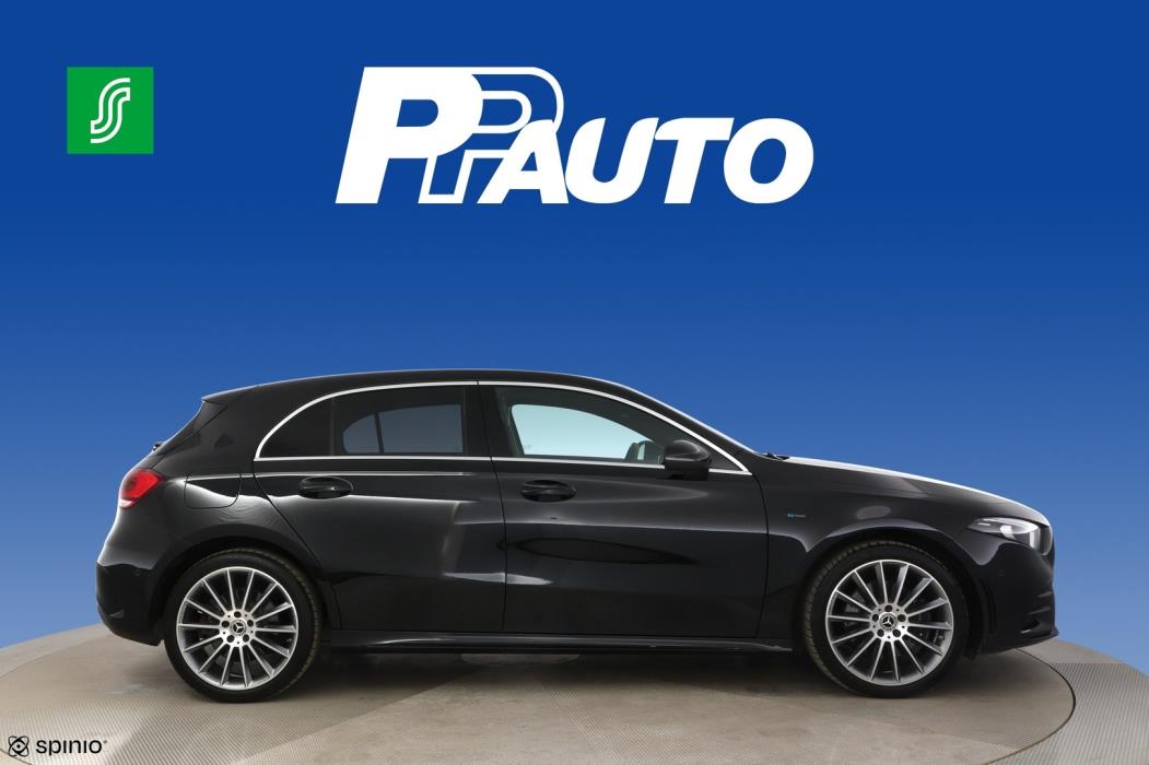 MERCEDES-BENZ A 2021