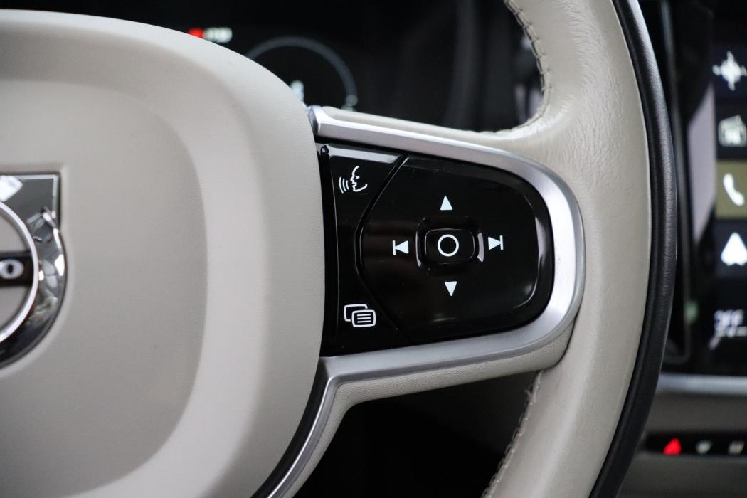 VOLVO V60 2020