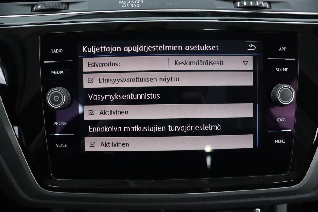 VOLKSWAGEN Touran 2017