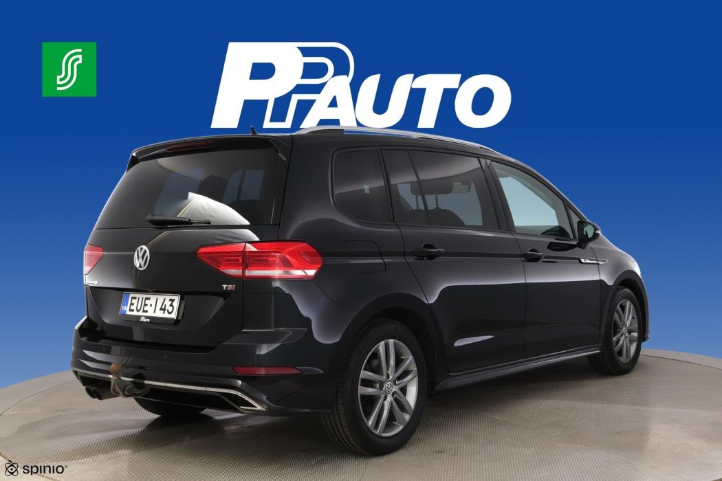 VOLKSWAGEN Touran 2017