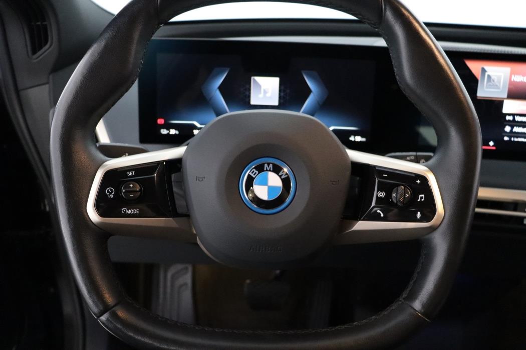 BMW iX 2022