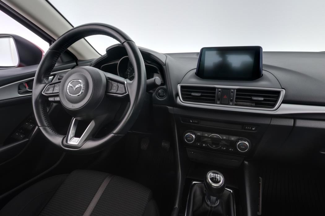 MAZDA Mazda3 2018