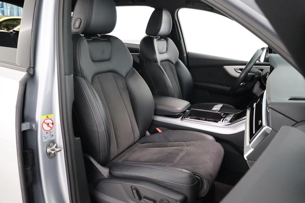 AUDI Q7 2020
