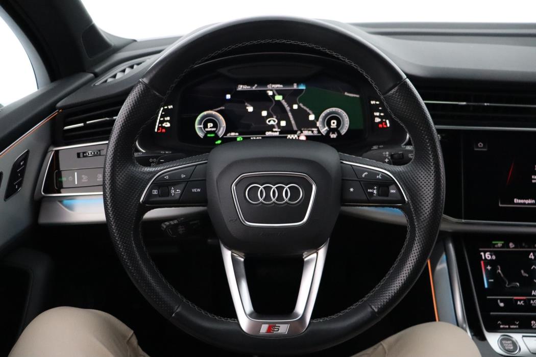 AUDI Q7 2020