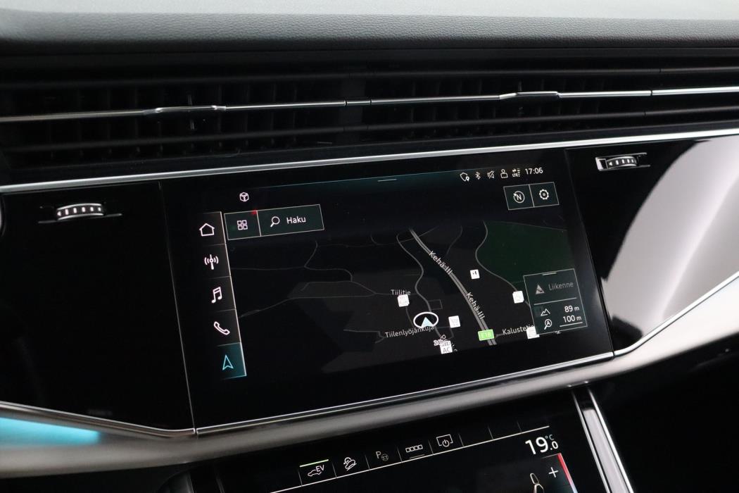 AUDI Q7 2020