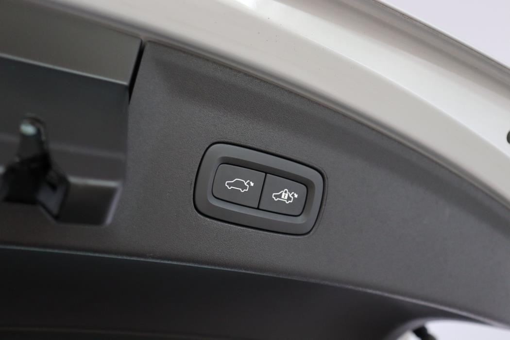 POLESTAR 2 2024