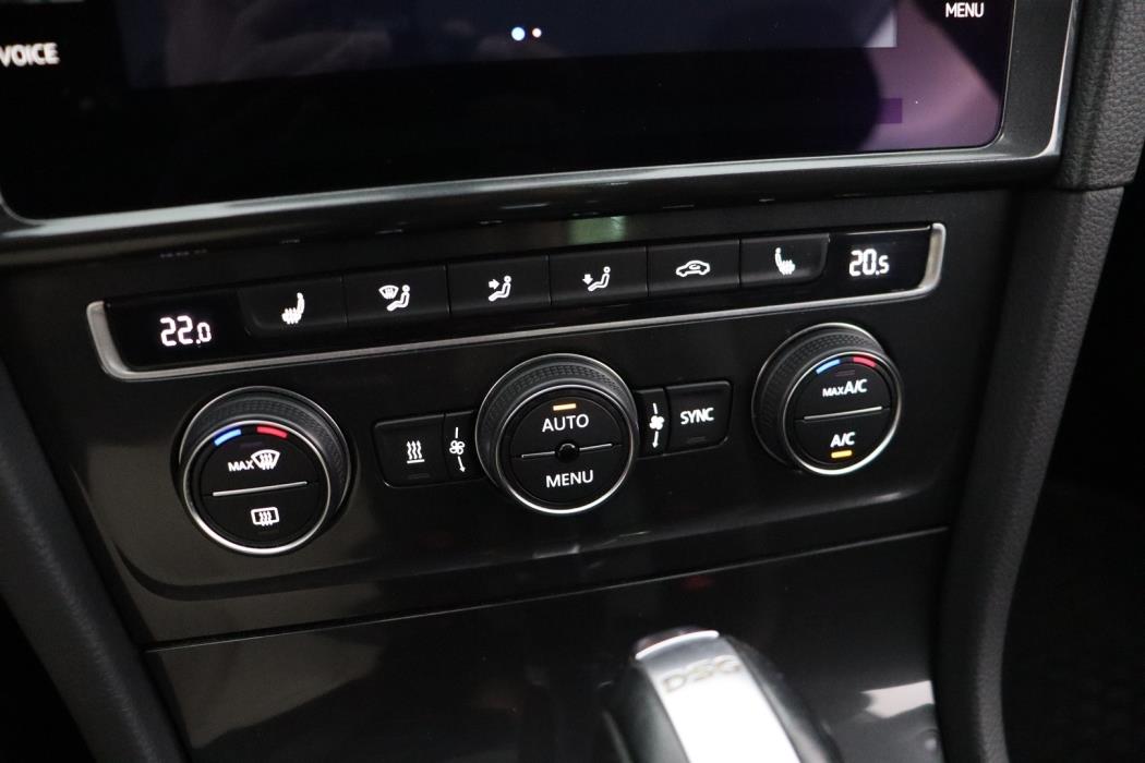 VOLKSWAGEN Golf 2018