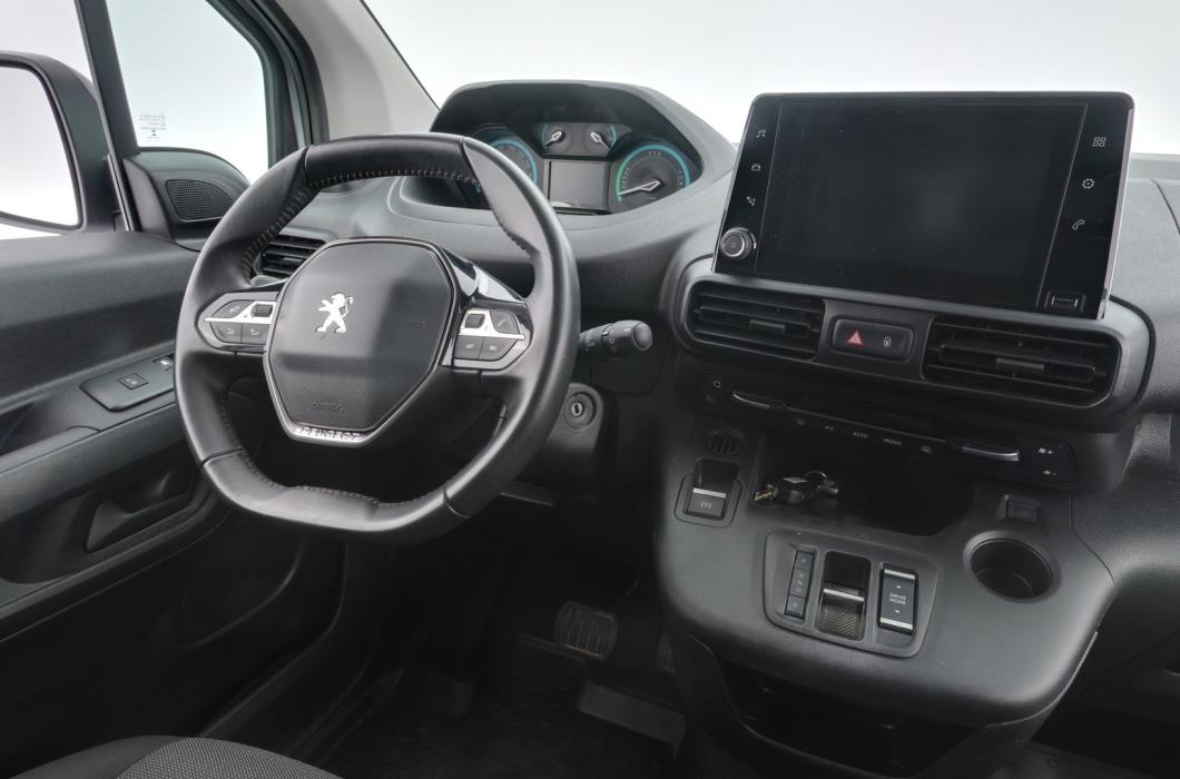 PEUGEOT e-Partner 2023