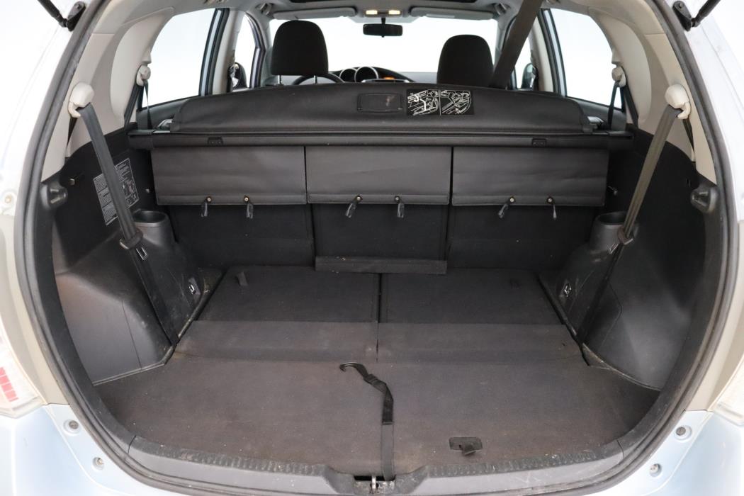 TOYOTA Verso 2011