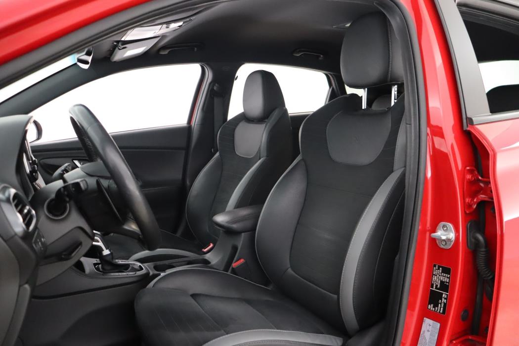 HYUNDAI i30 Fastback 2020