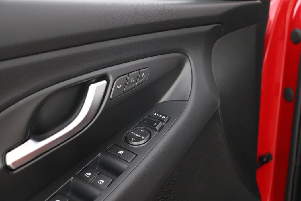 HYUNDAI i30 Fastback 2020