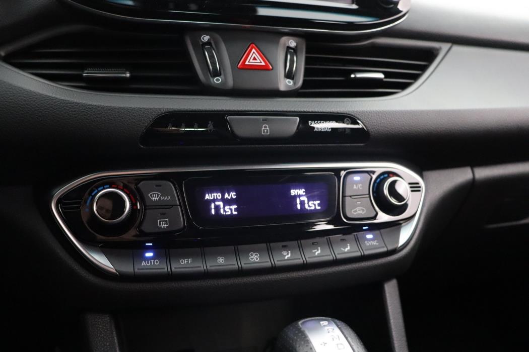 HYUNDAI i30 Fastback 2020