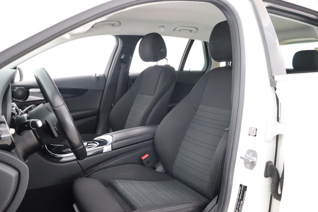 MERCEDES-BENZ C 2020