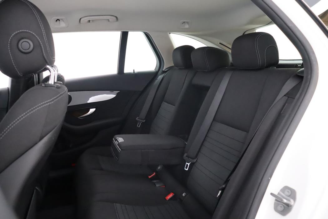 MERCEDES-BENZ C 2020