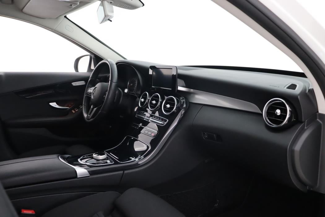 MERCEDES-BENZ C 2020