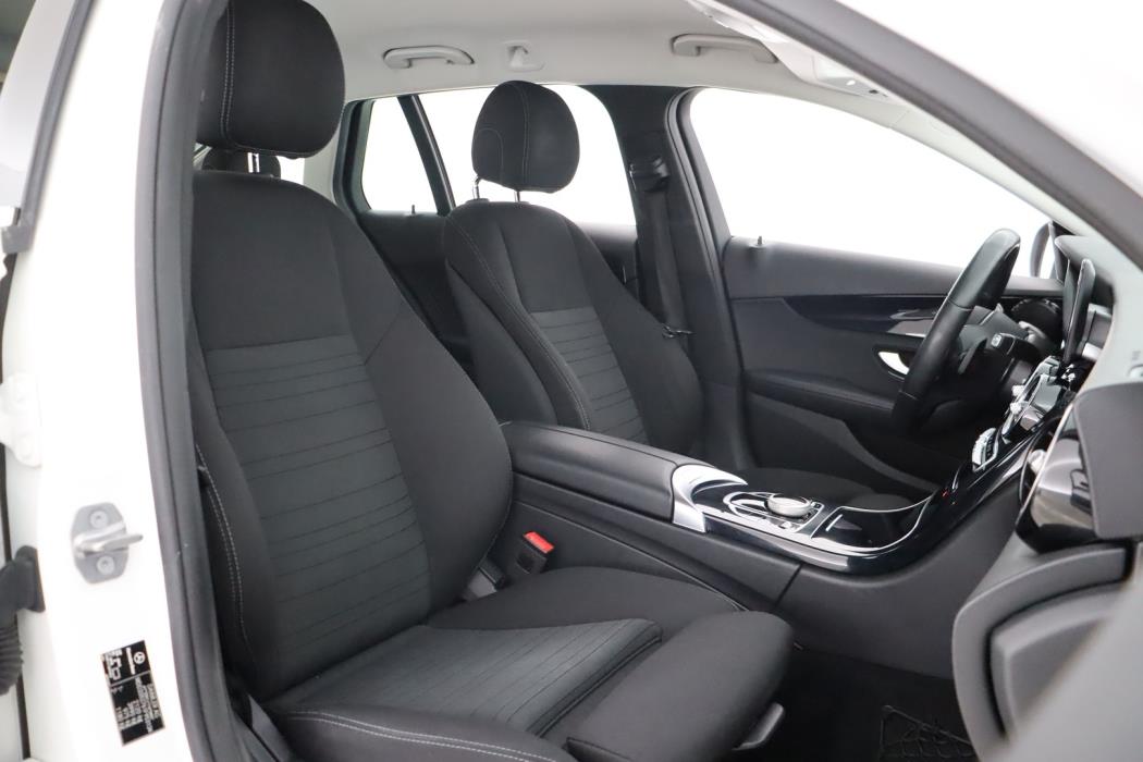 MERCEDES-BENZ C 2020