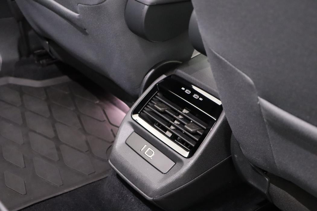 VOLKSWAGEN ID.4 2023