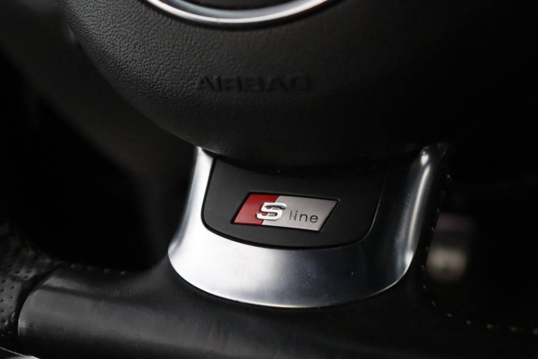 AUDI A4 2008