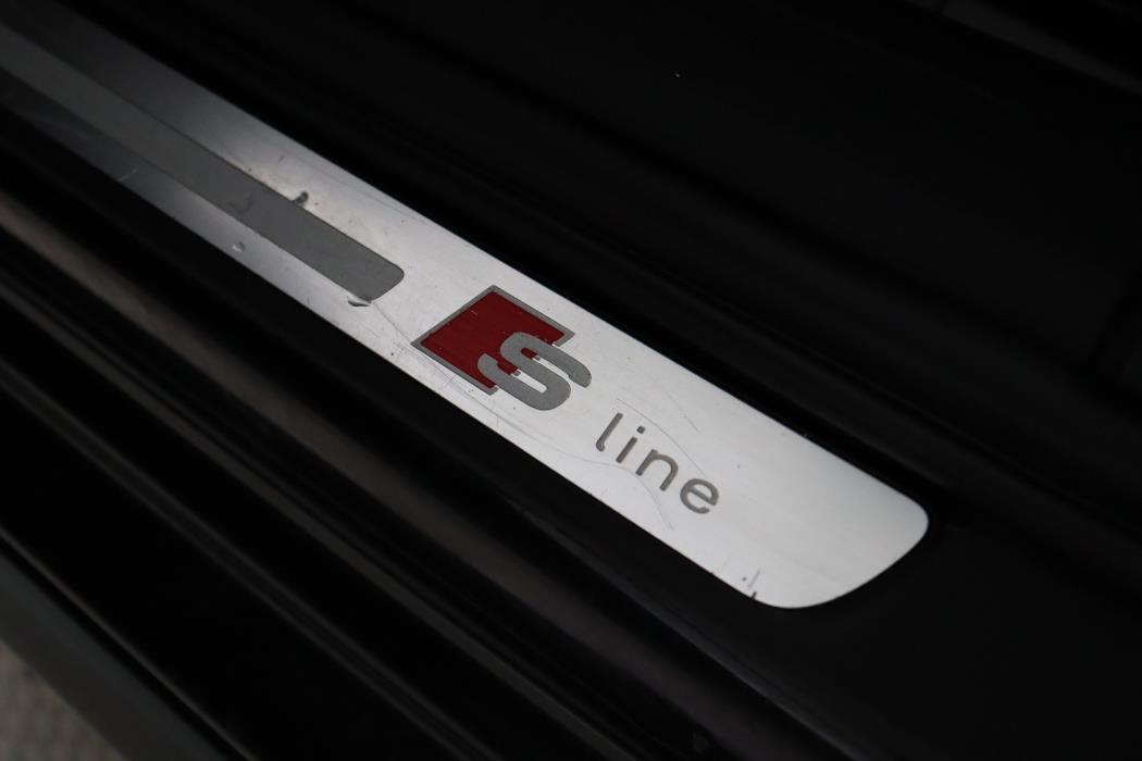 AUDI A4 2008
