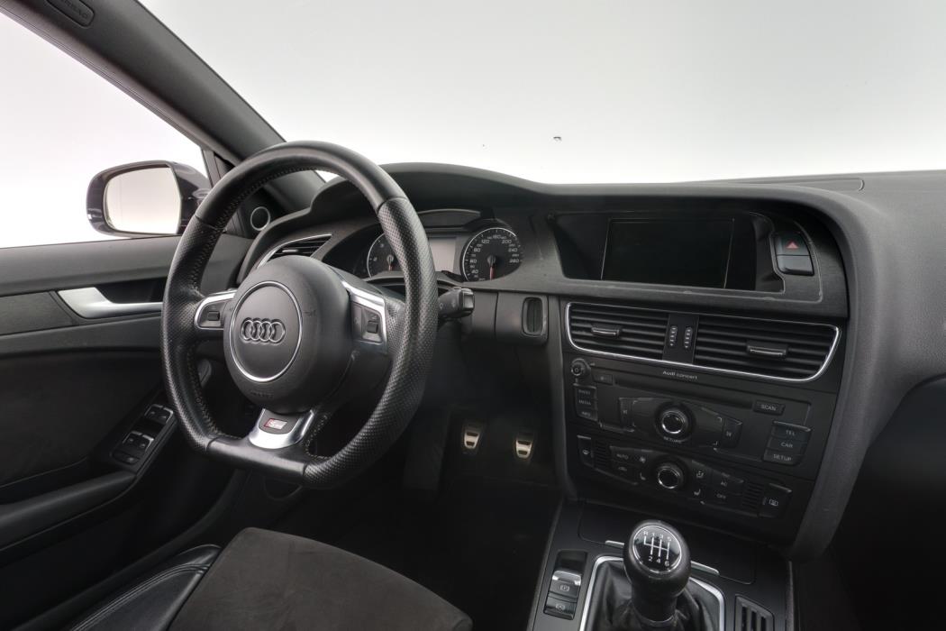 AUDI A4 2008