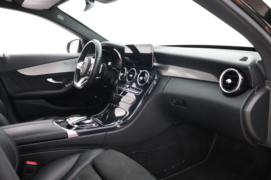 MERCEDES-BENZ C 2020