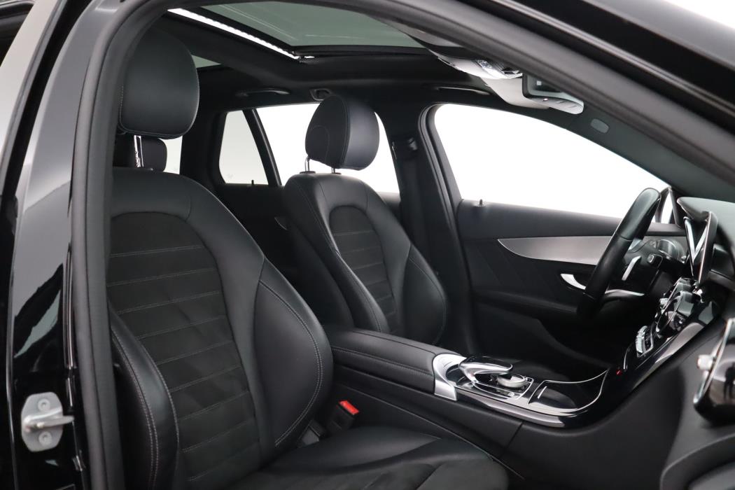 MERCEDES-BENZ C 2020