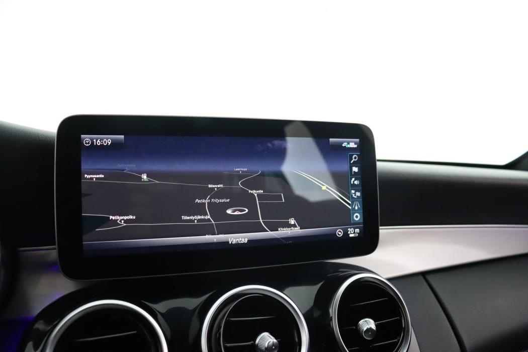 MERCEDES-BENZ C 2020