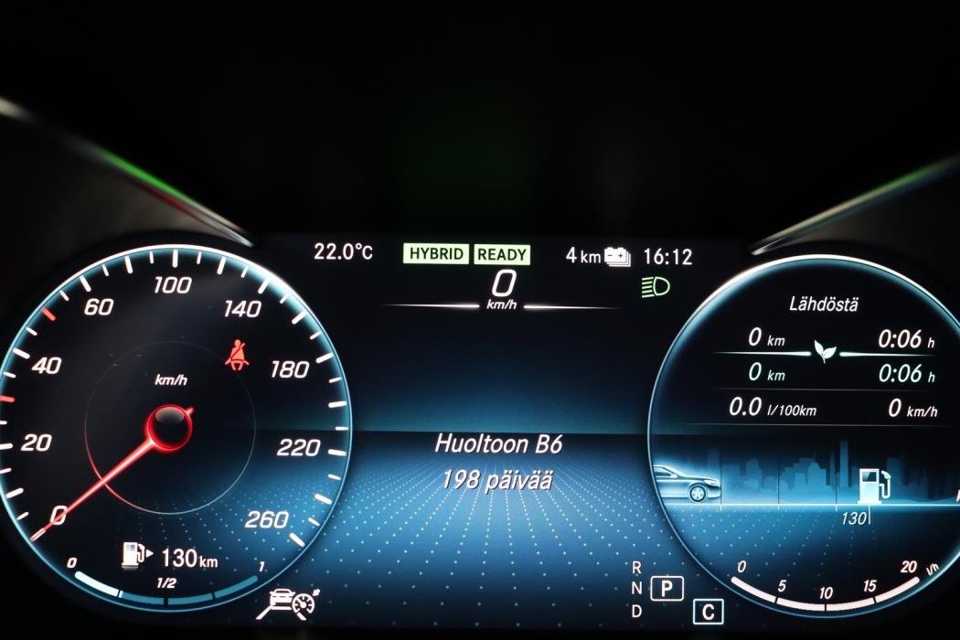 MERCEDES-BENZ C 2020