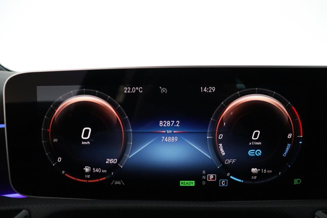MERCEDES-BENZ A 2020