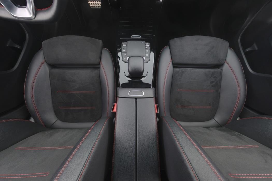 MERCEDES-BENZ A 2020