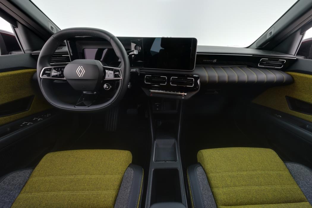 RENAULT 5 2025