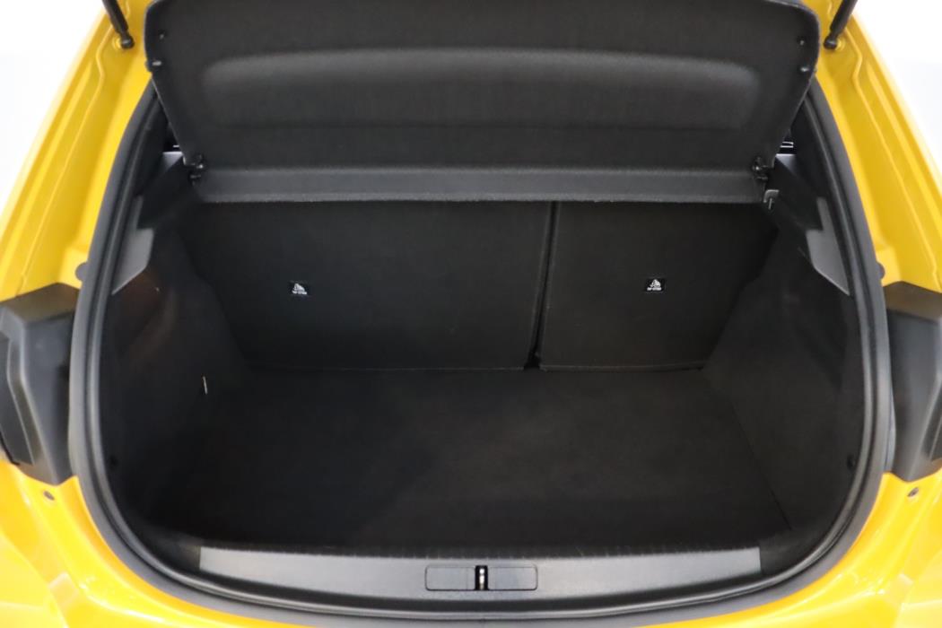 PEUGEOT 208 2023
