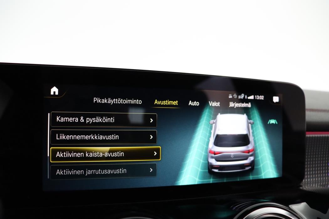 MERCEDES-BENZ EQB 2022