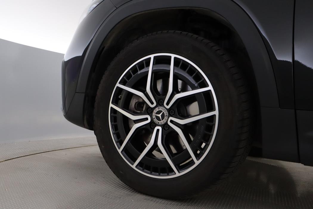 MERCEDES-BENZ EQB 2022