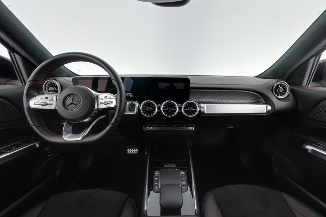 MERCEDES-BENZ EQB 2022