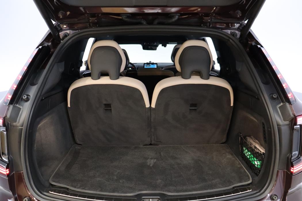 VOLVO EX90 2025