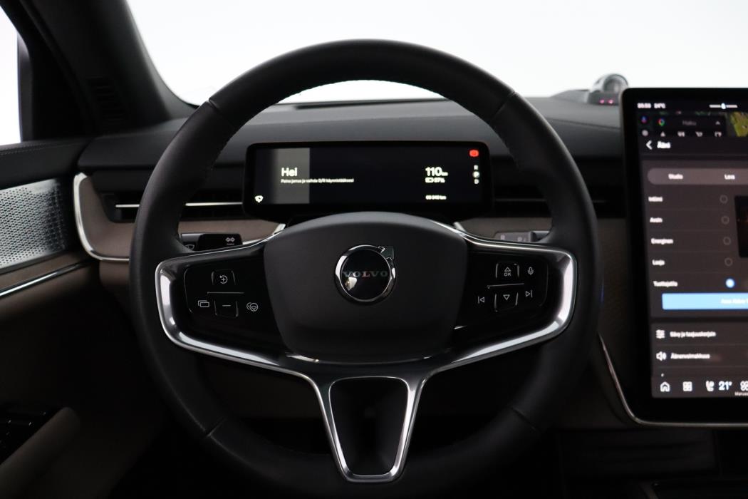 VOLVO EX90 2025
