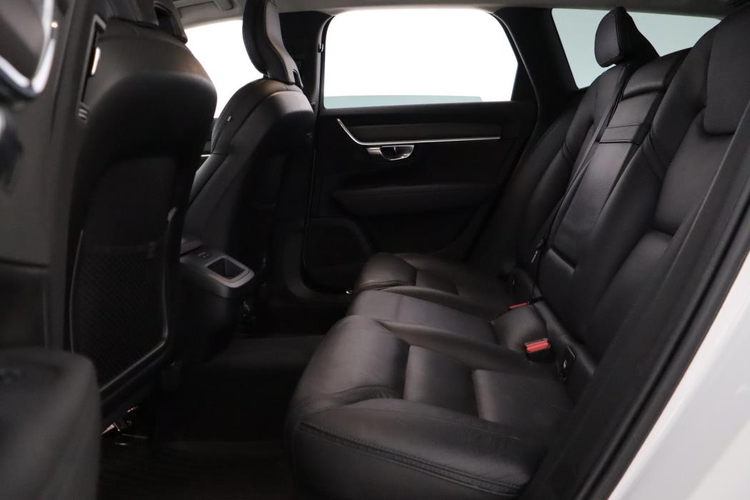 VOLVO V90 Cross Country 2020