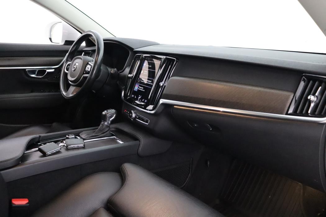 VOLVO V90 Cross Country 2020